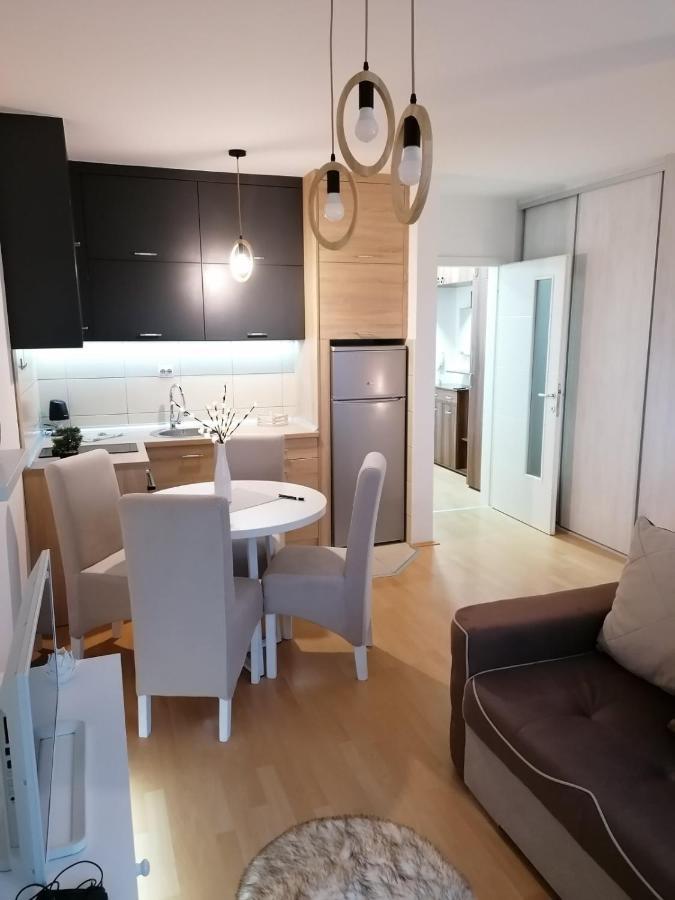 Emili Apartman Jagodina Ngoại thất bức ảnh