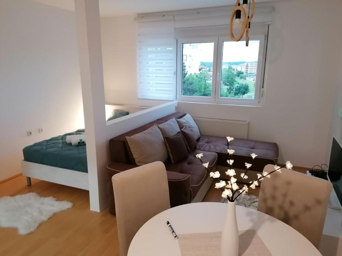 Emili Apartman Jagodina Ngoại thất bức ảnh