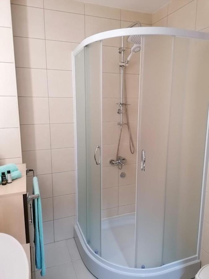 Emili Apartman Jagodina Ngoại thất bức ảnh