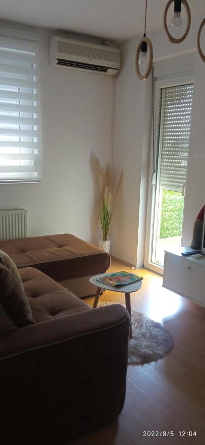 Emili Apartman Jagodina Ngoại thất bức ảnh